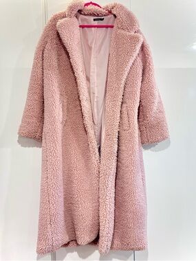 Boohoo light pink teddy bear long coat